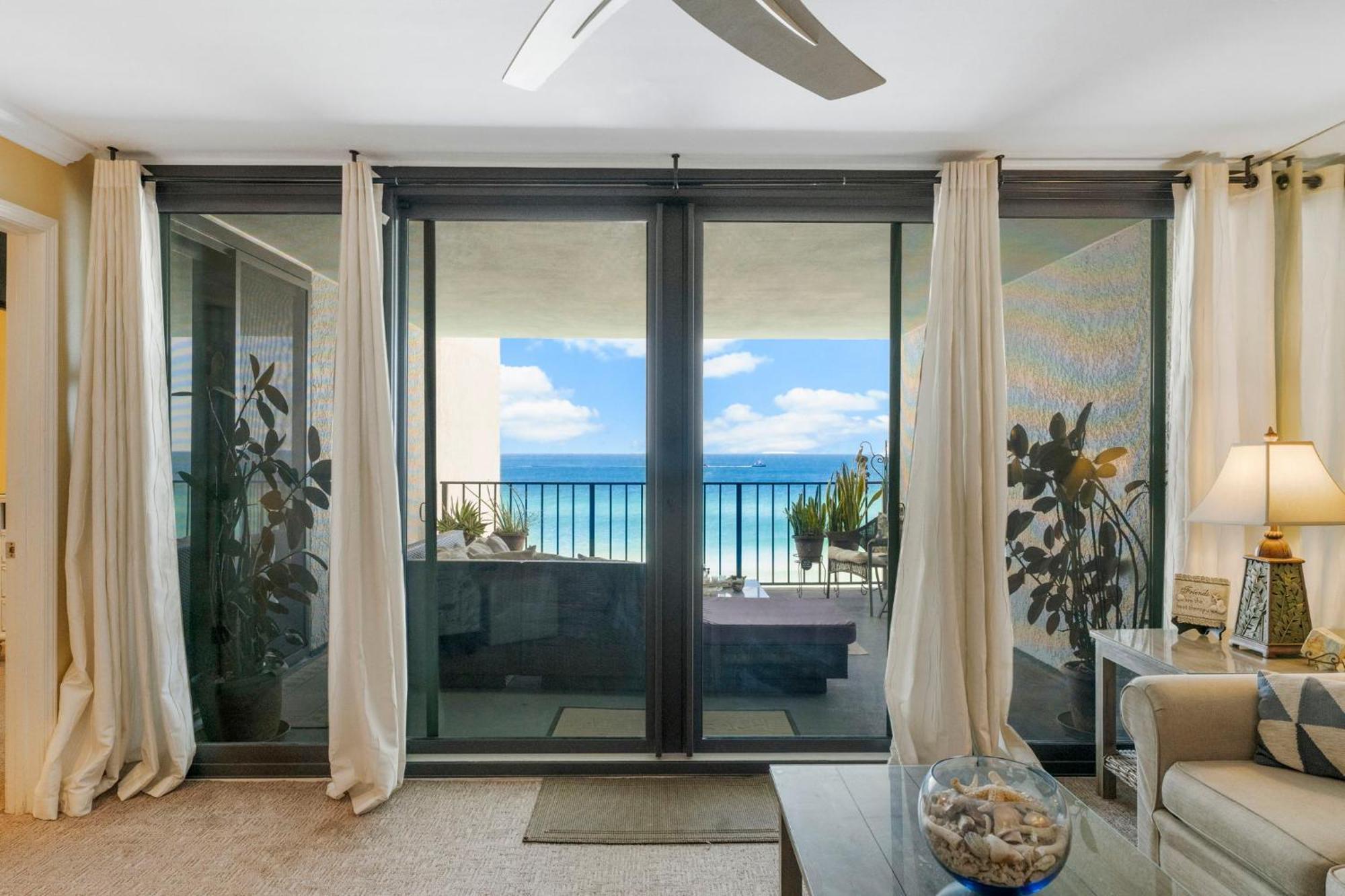 Stunning 2/2 Designer Condo W Coastal Appeal Right On The Gulf! Panama City Beach Eksteriør billede