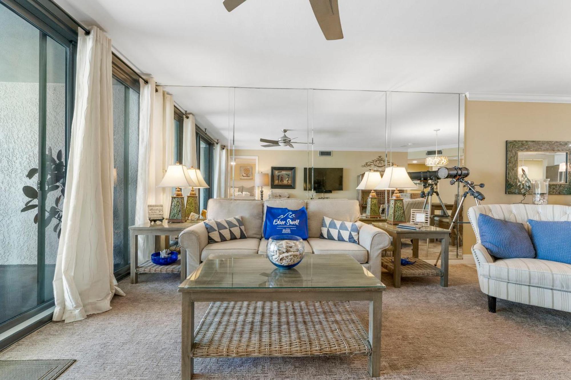 Stunning 2/2 Designer Condo W Coastal Appeal Right On The Gulf! Panama City Beach Eksteriør billede